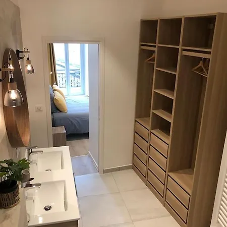 T3 Hippocrate 106 M2 Centre-ville Apartment *
