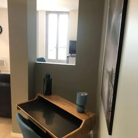 Apartment T3 Hippocrate 106 M2 Centre-ville